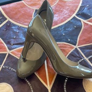 MICHAEL  KORS Patent Leather Green Pumps